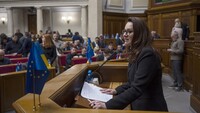 Кабмин подал на рассмотрение СНБО предложения по санкциям против Миндича и Цукермана