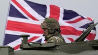 Британия готовит план быстрого развертывания войск в Украине после мирного соглашения
