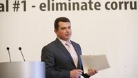 Детективы Антикоррупционного бюро приняли присягу с двухмесячным опозданием