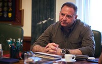 НАБУ и САП во время обысков у Ермака изъяли несколько телефонов и ноутбуков – УП