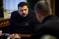 Зеленский ввел новые санкции против россии