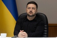 МИД начало работать над инфраструктурой для выборов заграницей – Зеленский