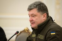 Порошенко: мир заинтересован в сотрудничестве Украины с НАТО