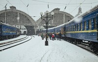 УЗ назначила дополнительные поезда на рождественские и новогодние праздники: список