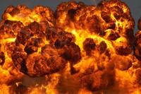 Россияне ударили по ТЭЦ в пригороде Харькова, есть погибший и раненые