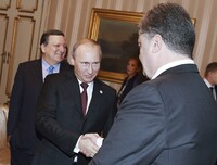 Путин хочет встретиться с Порошенко – АП