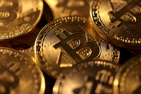 Курс Bitcoin упал до 16-месячного минимума