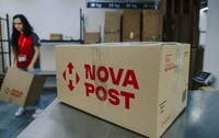 «Новая почта» запустила доставку из США в Украину: как оформить