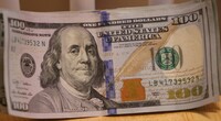 Курс доллара США установил очередной рекорд к гривне