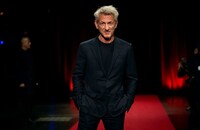 Шон Пенн выиграл «Оскар», но пропустил церемонию ради поездки в Украину – NYT