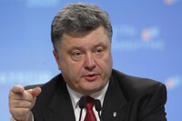 Порошенко рассказал, сколько судей уже люстрировали