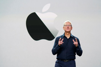Компания Apple объявила, что Тим Кук покидает пост гендиректора