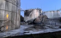 В Чорноморске после обстрела порта вытекло около 6 тысяч тонн масла