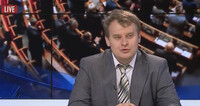 Пока «БПП» не протянет изменения в Конституцию, отставки Яценюка не будет – эксперт