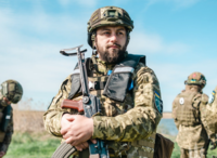 Вчетверо больше мидлстрайков и более 35 тысяч убитых россиян: Зеленский – о работе ВСУ в апреле