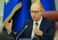 Яценюк рассказал, сколько потеряет Украина от введения Россией продовольственного эмбарго