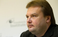 Блокадой Крыма татары «выторговывают» себе автономию в Херсонской области – депутат