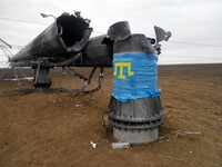 Сегодня крымчанам света не видать: активисты заблокировали ремонт ЛЭП