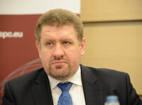 На Западе уже привыкли, что Украина много обещает и мало делает – эксперт
