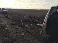 Под Марьинкой на мине подорвался микроавтобус