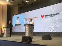 «Куда ни глянь – везде антикоррупционеры»: украинцы высмеяли союз Наливайченко и Тимошенко