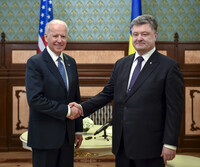 Белый дом одобрил решение Порошенко об отставке Шокина
