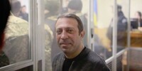 Корбана снова выпустили под домашний арест