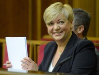 Кабмин пересмотрит курс гривны: что это означает для украинцев?