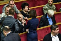 Стали известны фамилии нардепов, которые могут войти в «Народный фронт»
