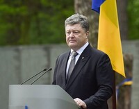 Порошенко: завершение декоммунизации – вопрос национальной безопасности