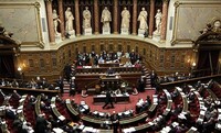 Сенат Франции принял резолюцию о снятии санкций с России