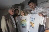 Афанасьев и Солошенко летят в Украину – Порошенко