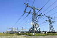 Украина возобновила поставки электроэнергии из РФ