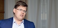 Розенко рассказал, насколько вырастут зарплаты до конца года