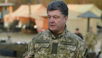 Порошенко создал новые военно-гражданские администрации в Луганской области