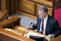 Президент Украины не хочет мобилизации и военного положения