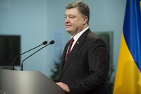 Порошенко рассказал, сколько денег будет выделено на оборону в 2017 году