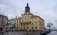 В польском Люблине с ратуши сняли украинский флаг: что произошло
