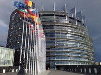 Комитет Европарламента поддержал безвизовый режим для Украины – Порошенко