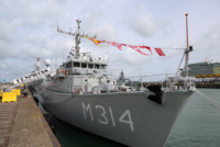 Нидерланды передали ВМС современный противоминный корабль