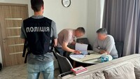 «Гастроли за границей»: экс-министру культуры сообщили о подозрении из-за схемы выезда мужчин