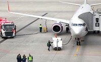 Россия начнет импортировать авиационное горючее из Азии – Reuters