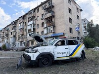 В Запорожье в результате удара рф по домам погиб человек, более десятка раненых