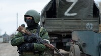 Оккупационные войска расстреляли пленного украинского бойца на Донетчине