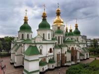 Киевский суд отменил передачу в аренду участка возле Софиевского собора