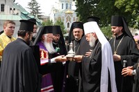 Власть в церкви. Колонка Александра Драбинко