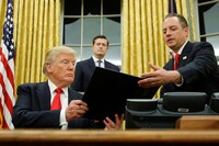 Трамп подписал бюджет США, который предусматривает помощь Украине