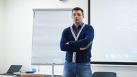 Гладких о предвыборных обещаниях Порошенко: почему так трудно поверить в «слепой траст»?