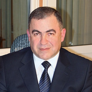 Юрий Гранатуров