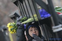 День Достоинства и Свободы: украинцы чтят память погибших майдановцев